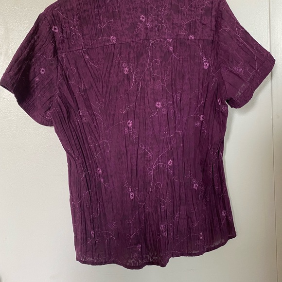 TANJAY Purple Flower Pattern Women’s Blouse - Picture 4 of 4